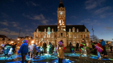 “Brussels by Lights” : inauguration des illuminations sur la place Emile Bockstael