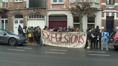 Molenbeek-Saint-Jean : les sans-papiers, qui étaient menacés d’expulsion, devront quitter les lieux dans maximum trois semaines
