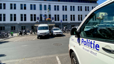 28 ordinateurs portables et 27 GSM: un receleur arrêté à Molenbeek