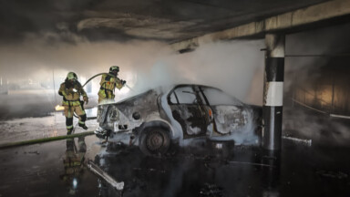 Evere : une voiture était en feu près du Decathlon