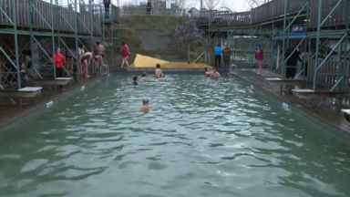 Anderlecht : première baignade hivernale en plein air à la piscine Flow