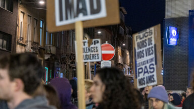 Violences policières : vendredi soir, 900 personnes ont défilé dans les rues de Bruxelles