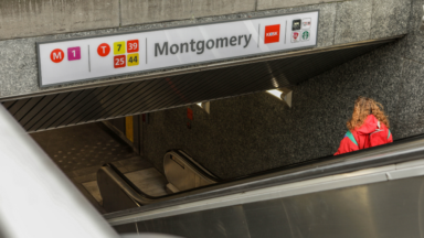 Une rame de métro évacuée après un dégagement de fumée entre Montgomery et Merode