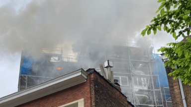 Une bonbonne de gaz explose lors de l’extinction d’un incendie rue Belliard