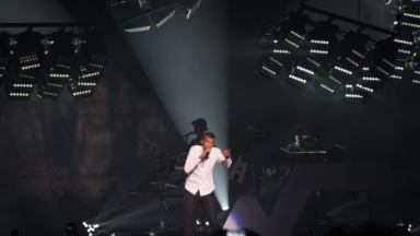 Stromae va diffuser un film compilant les images de ses derniers concerts