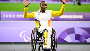 Jeux Paralympiques de Paris : la Bruxelloise Léa Bayekula décroche l’or sur 100m en para-athlétisme