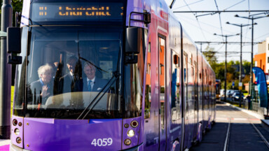 Le nouveau tram 10 séduit les usagers