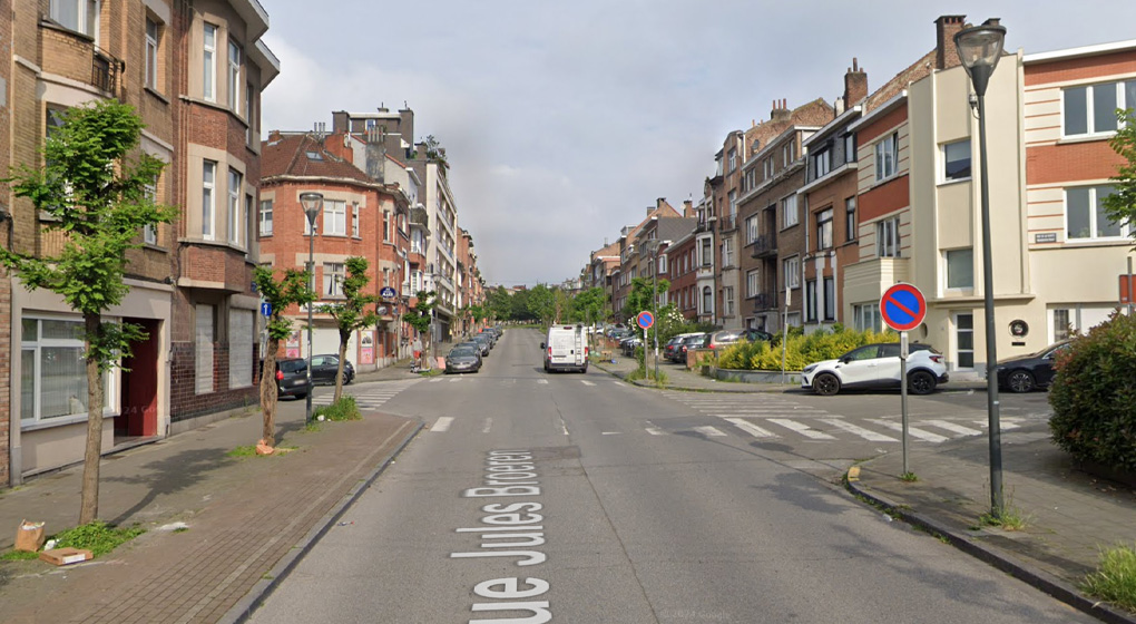 Croisement de la rue de la Vérité et de la rue Jules Broeren près d'Aumale - Photo : Google Street View