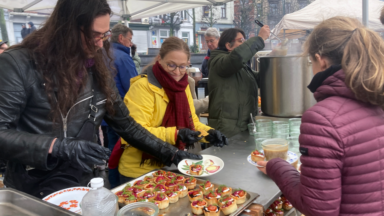 Saint-Gilles  : nouvelle édition du “banquet de la street” pour les personnes sans chez-soi