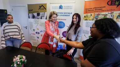 Ixelles : la reine Mathilde visite l’ASBL Solidarité Logement qui œuvre pour l’insertion sociale