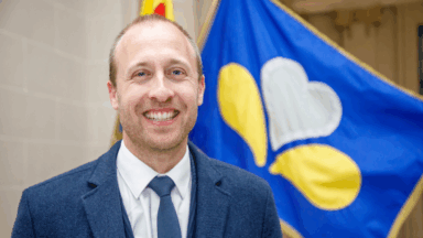 Les Engagés “pourraient gouverner avec la Team Fouad Ahidar”, affirme Christophe De Beukelaer