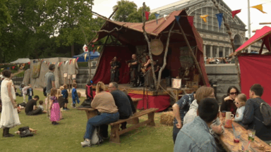 Le Marché médiéval fête ses 30 ans au parc du Cinquantenaire