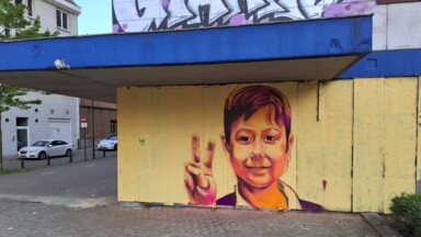 Une fresque en hommage au jeune Fabian peinte dans le centre-ville